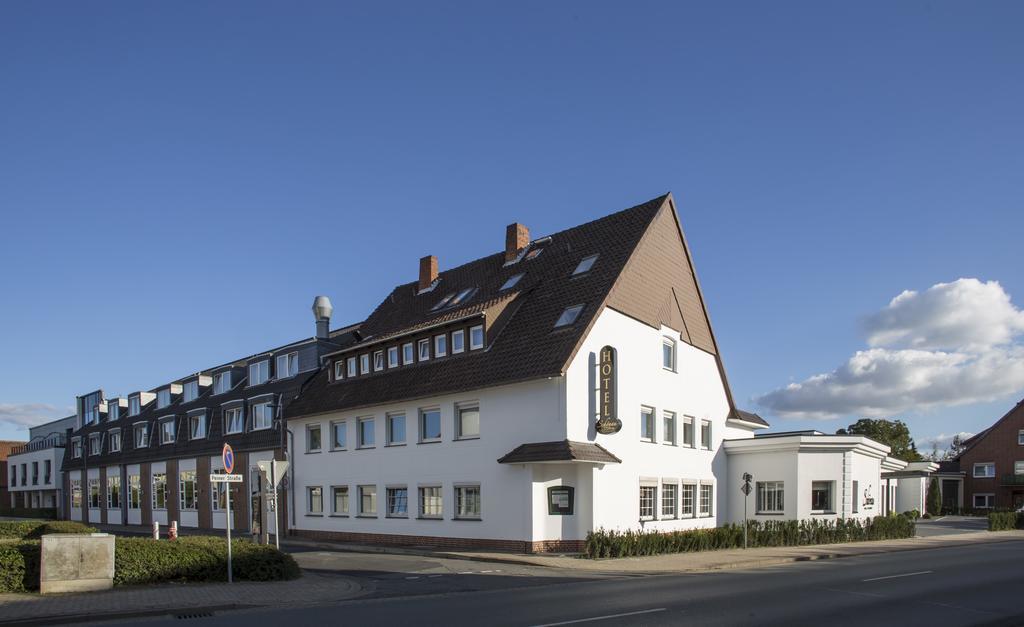 Hotel & Restaurant Schoenau بين المظهر الخارجي الصورة
