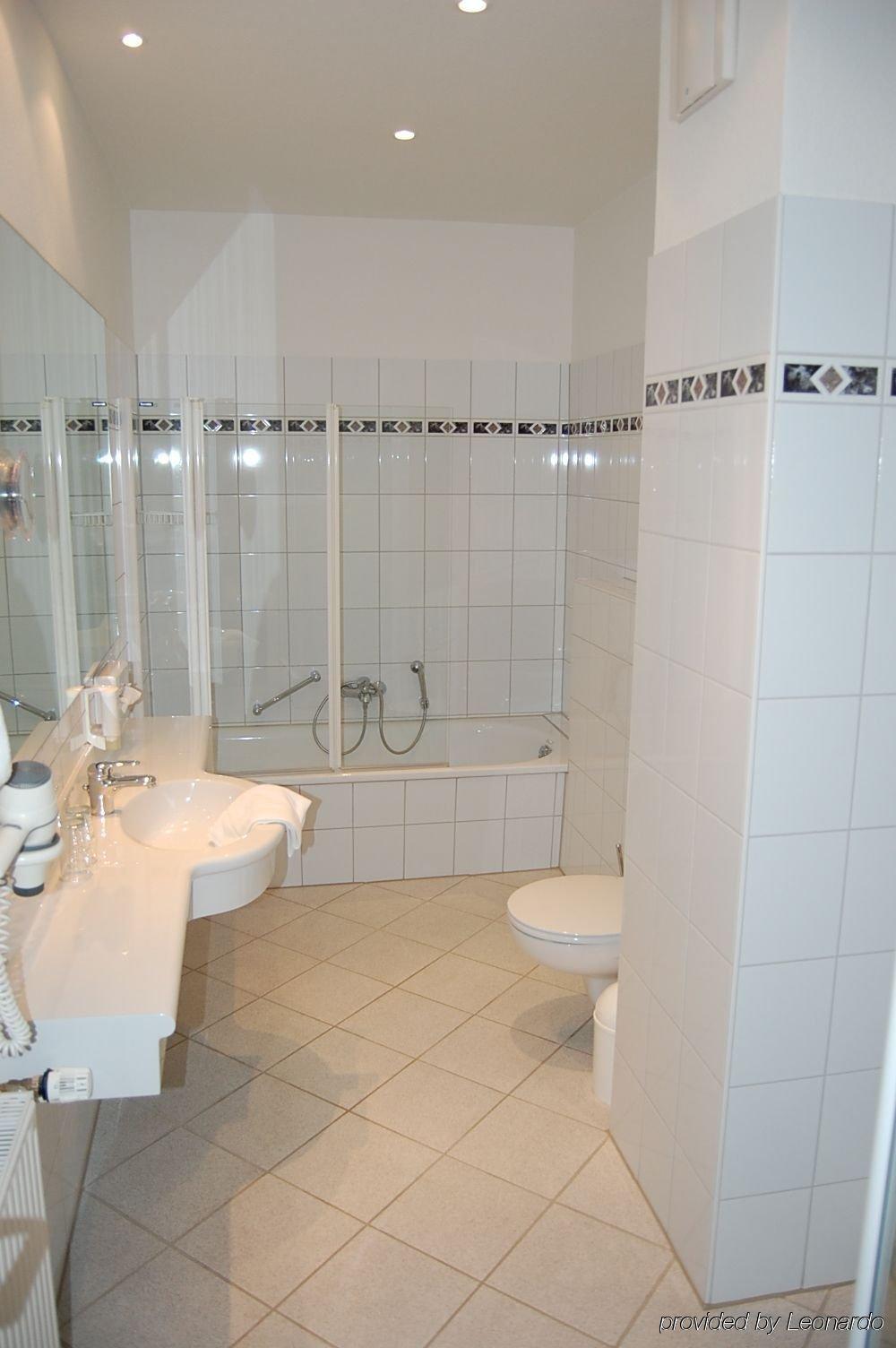 Hotel & Restaurant Schoenau بين المظهر الخارجي الصورة