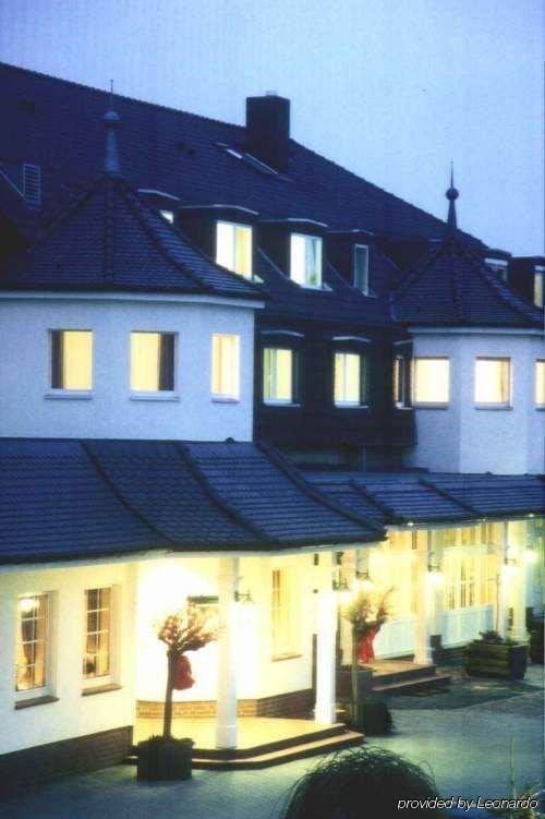Hotel & Restaurant Schoenau بين المظهر الخارجي الصورة